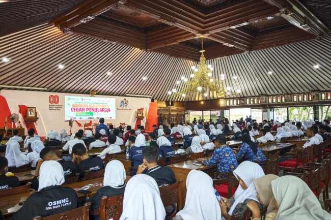 Edukasi Publik “Rakhsa Movement” Meriahkan Peringatan Hari HIV/AIDS di Pendopo Klaten